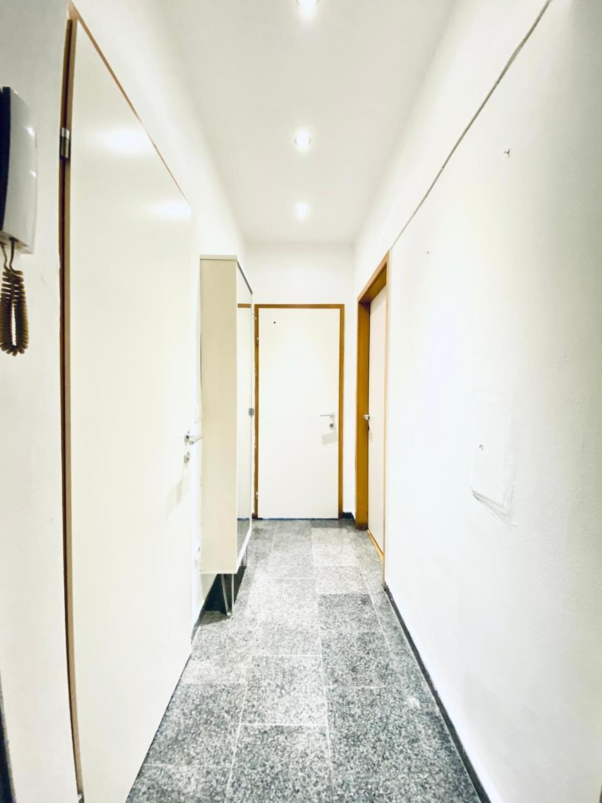 Astonishing 1 Bedroom Apt. Near Danube River Wina Bagian luar foto