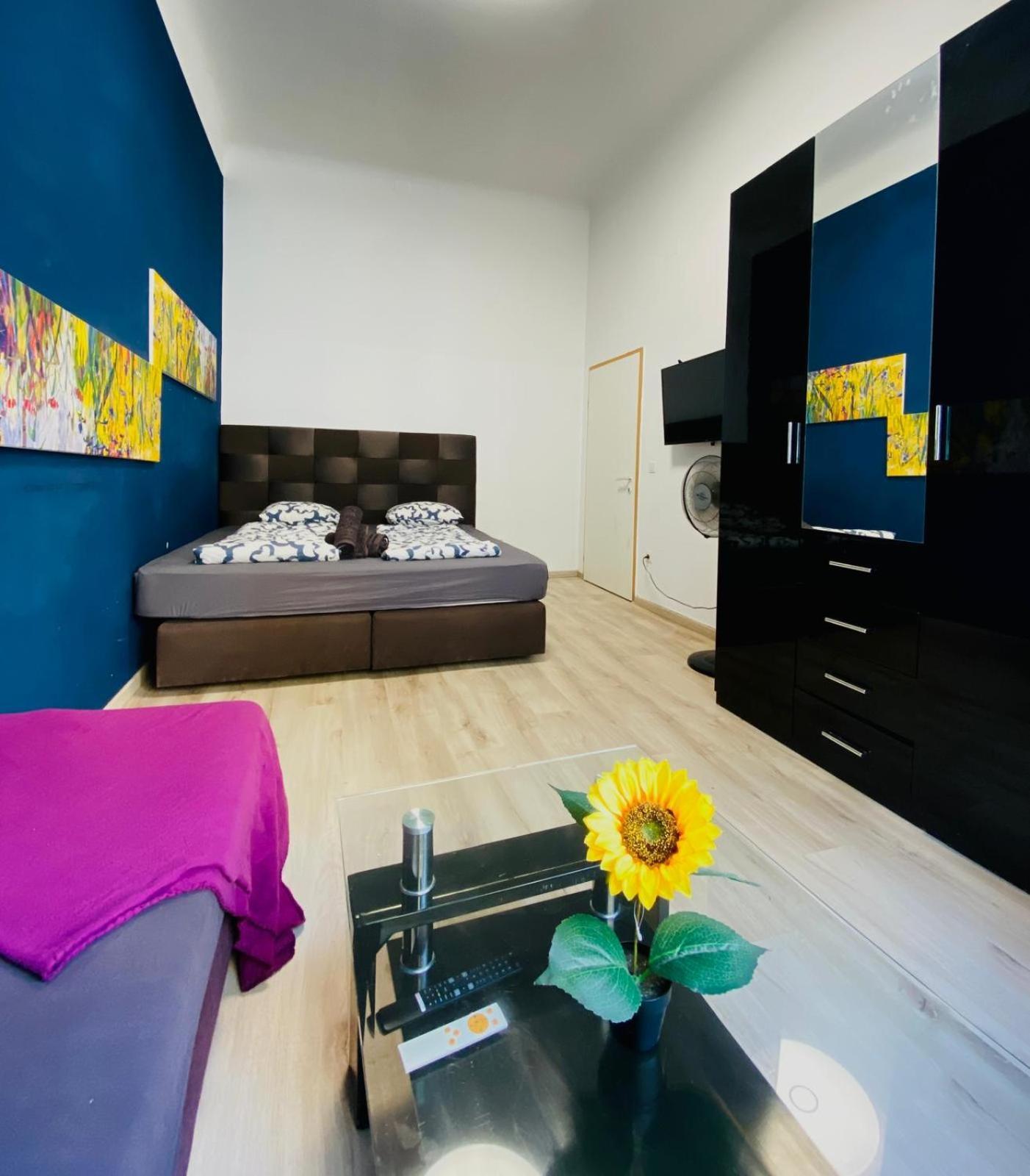 Astonishing 1 Bedroom Apt. Near Danube River Wina Bagian luar foto