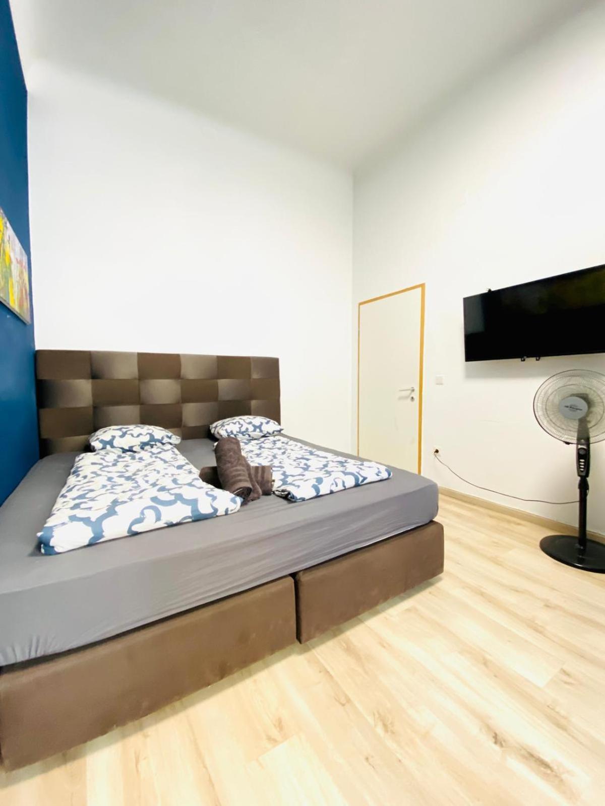 Astonishing 1 Bedroom Apt. Near Danube River Wina Bagian luar foto